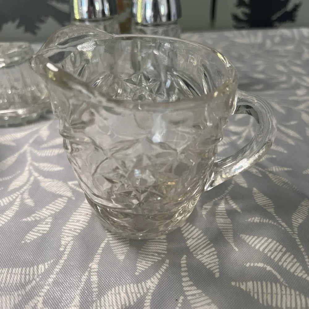 ANCHOR‎ HOCKING EARLY AMERICAN PRESCUT DAVID'S STAR 7 PIECE TABLE SERVICE SET